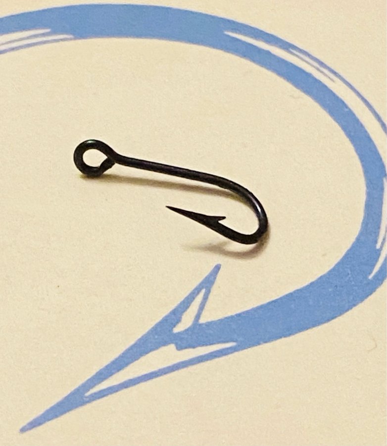 MUSTAD nr23. Qual 2320. 100st kvalitetskrokar i sin original ask! Småkrokar.