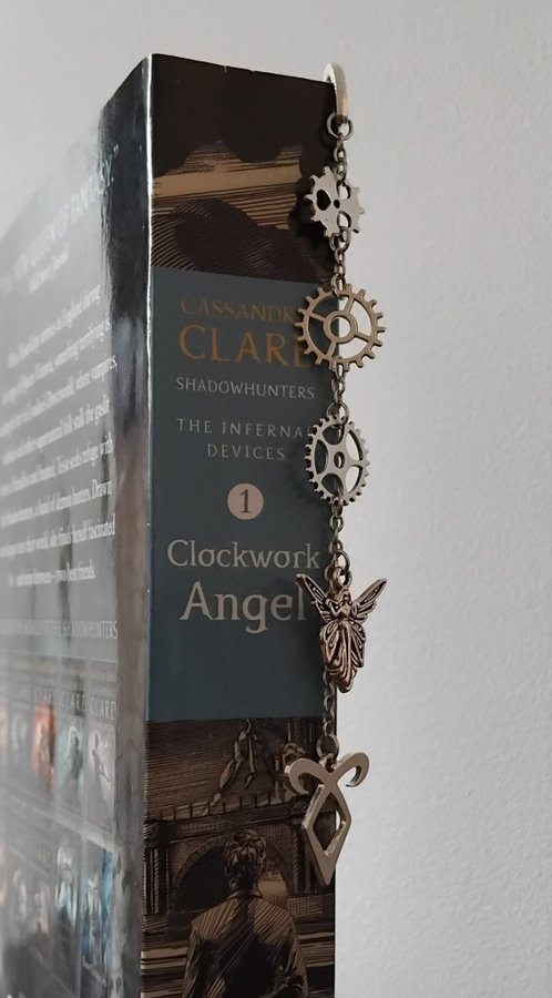 Bokmärke i metall - Clockwork Angel Nr. 2 (Shadowhunters - The Infernal Devices)