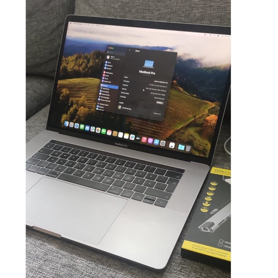 MacBook Pro 15 touchbar 500SSD .16Gb minne