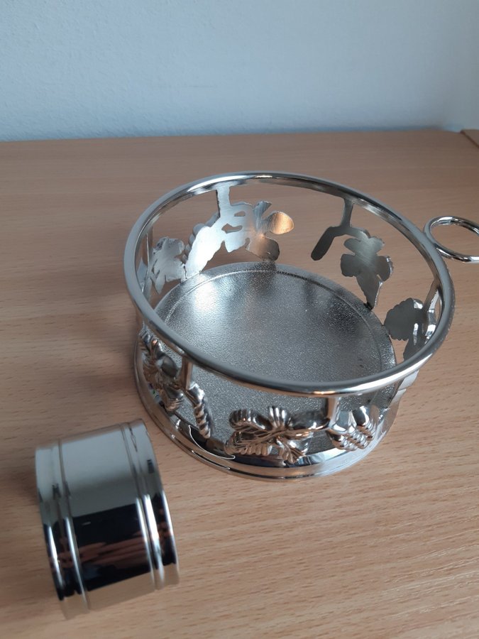 Vinflaskunderlägg  bägare servettring Metall/ Nysilver Vintage-30/50 talet