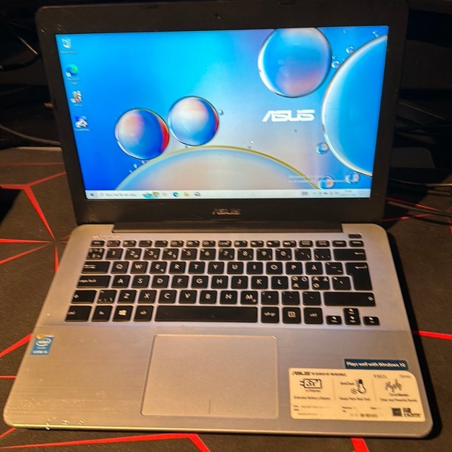 ASUS F302L Serie i5-5200U”8GB”512GB SSD”intel HD”win10