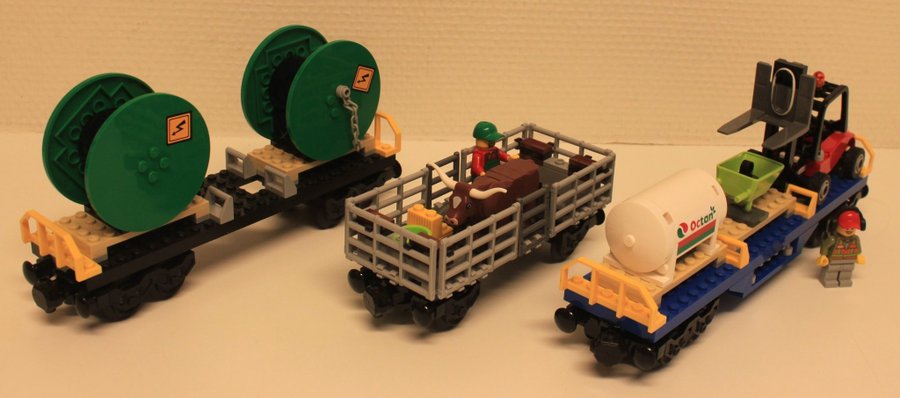 LEGO 60052 RC TRAIN: Cargo Train