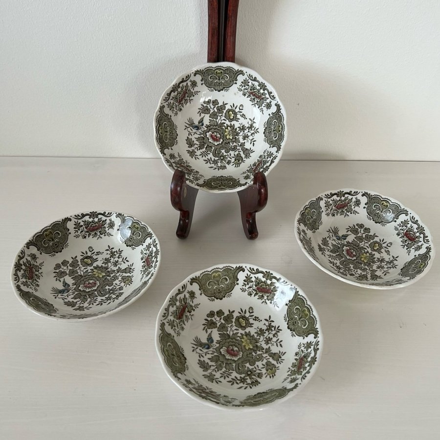 4 st Vintage dessert skålar engelska Staffordshire Ridgeway