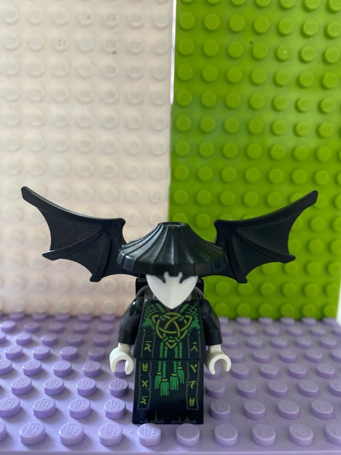 Lego - Ninjago - (NYSKICK) Skull Sorcerer (njo607)