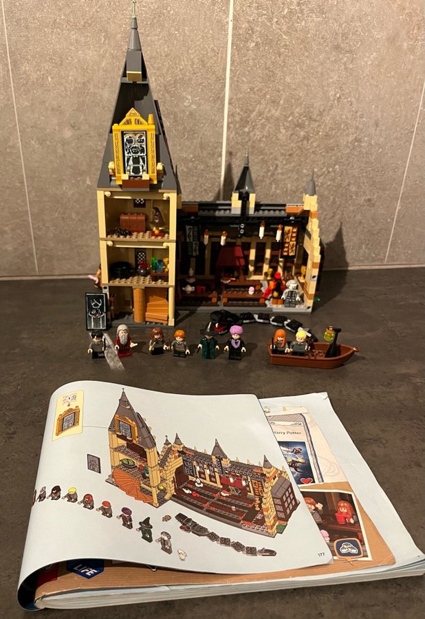 LEGO Harry Potter Hogwarts 75954