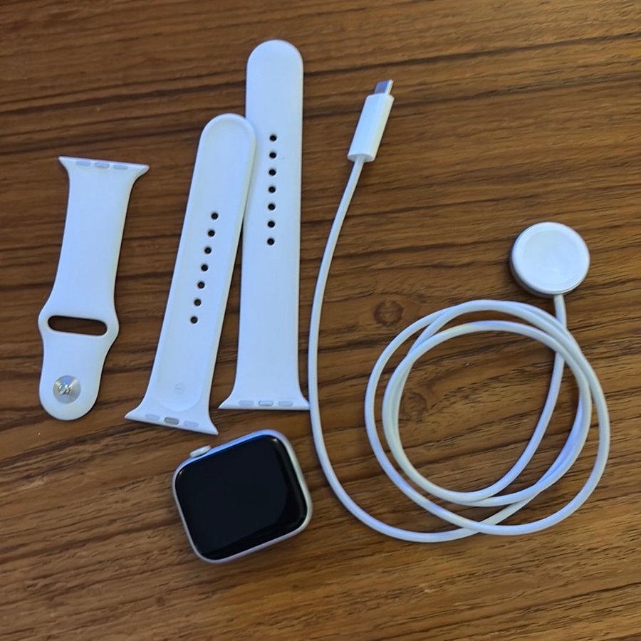 Apple Watch Series 6 GPS 44mm Aluminium