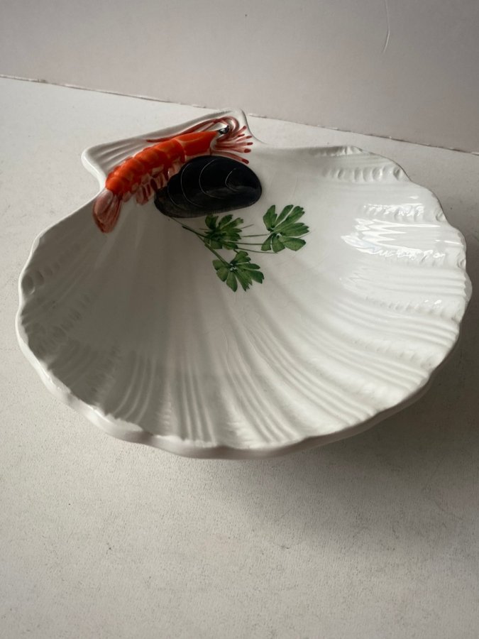 Rare Tre art vintage majolika handpainted shell dish kräftskål snäcka snäckskål