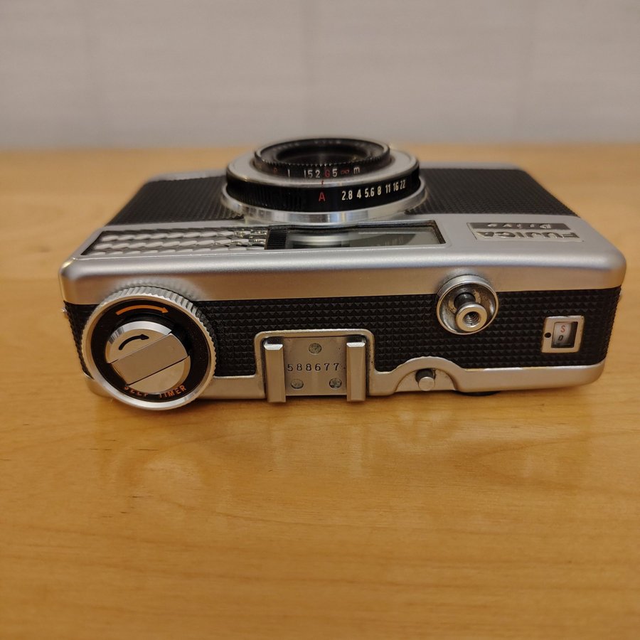 Fujica Drive 35mm kamera,halvframe 60 talet!Retro vintage!Samlarobjekt!