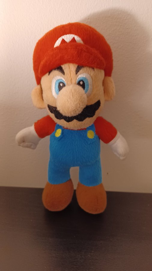 Mario Plyschfigur