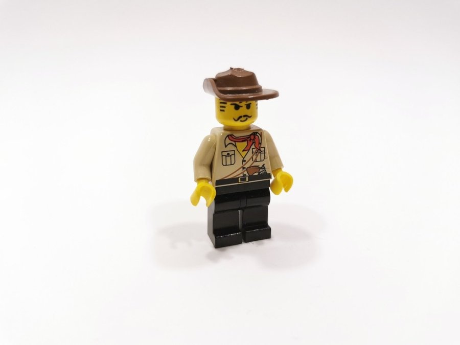 Lego - minifigur - system - adventurers - adv010 - johnny thunder