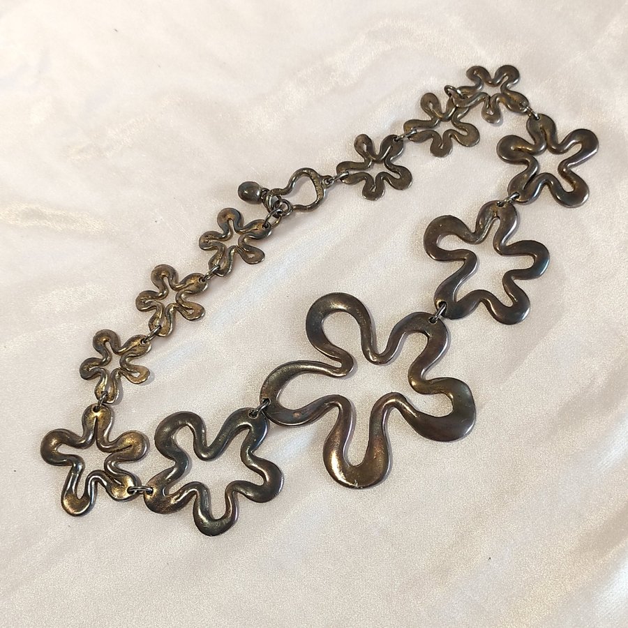 iL Était Une Fois "en gång i tiden" bronsfärgad metall halsband med blommor