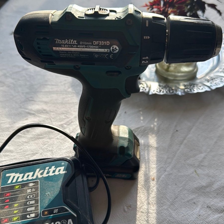 Makita DF331D 10.8V Slagskruvdragare