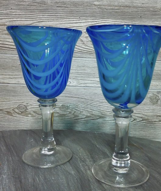 Pier 1 Tiger Blue white Swirl Handblown Glass Wine Goblets Heavy Set of 2