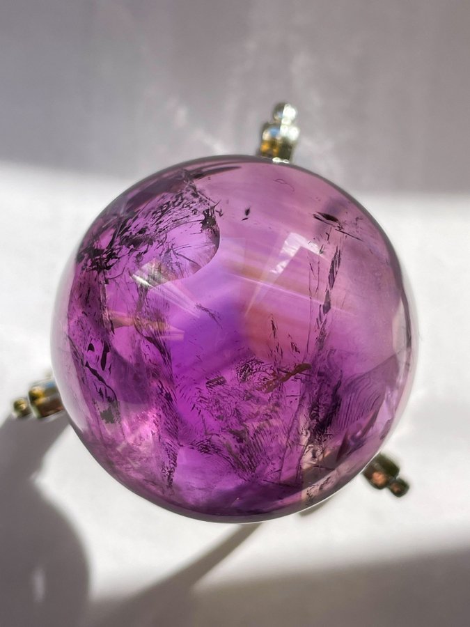 Ametrine och amethyst sphere with Trapiche zones