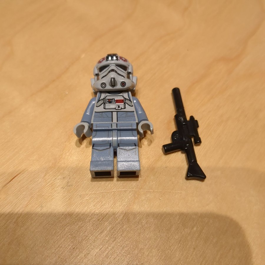 Lego Star Wars TIE Fighter Pilot