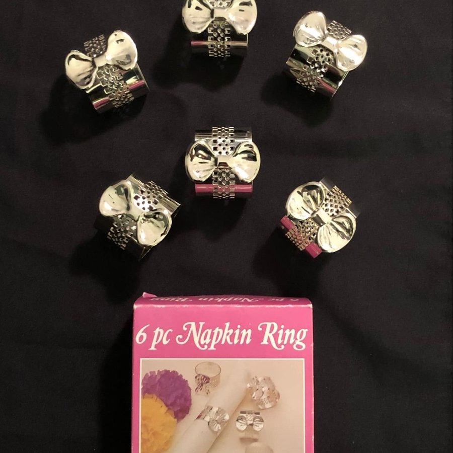 6 servettringar med rosetter, silverpläterade, ”Napkin ring"