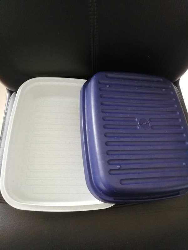 Tupperware större brödburk