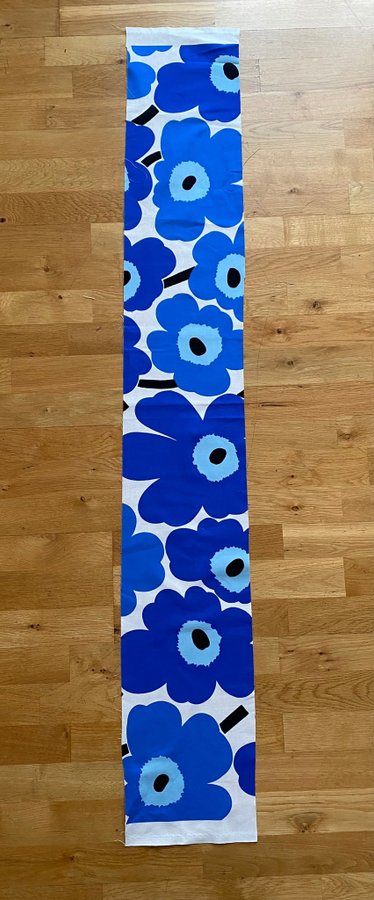 138 x 22 cm PIENI UNIKKO, stuvbit tyg, Marimekko, 100% bomull