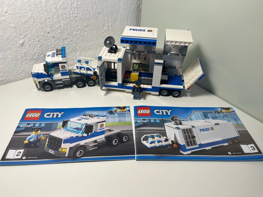 Lego city polislastbil