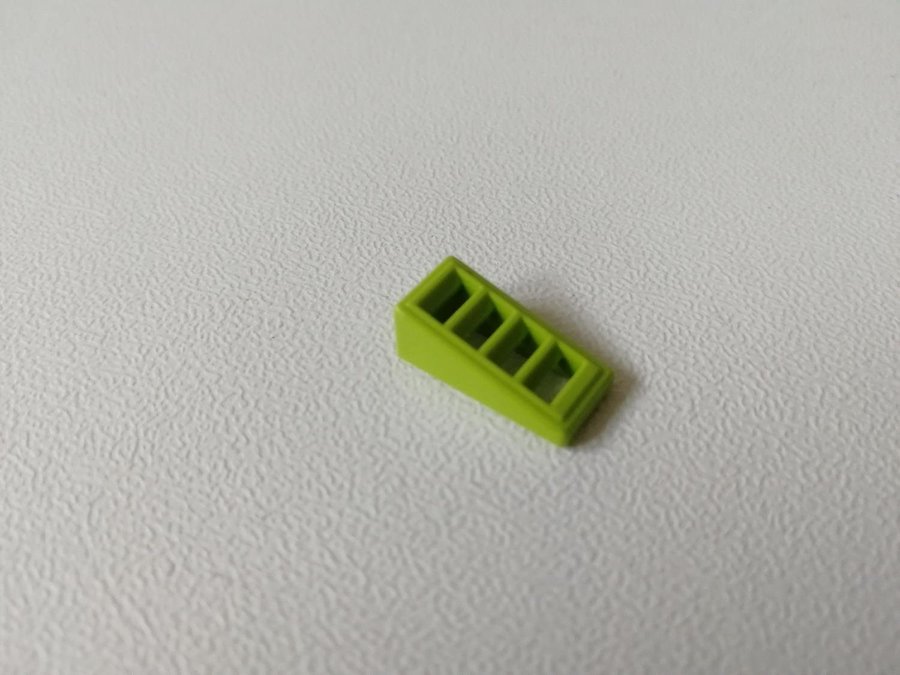 Lego - galler - grill - sned - 2x1x2/3 - part 61409 - mintgrön (lime)