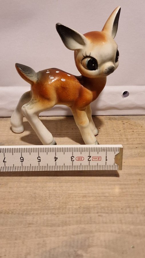 Porslinsfigur lilla bambi