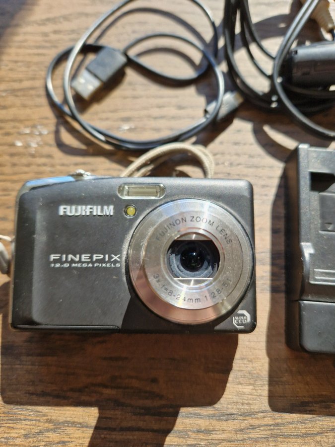 Fujifilm FinePix F50