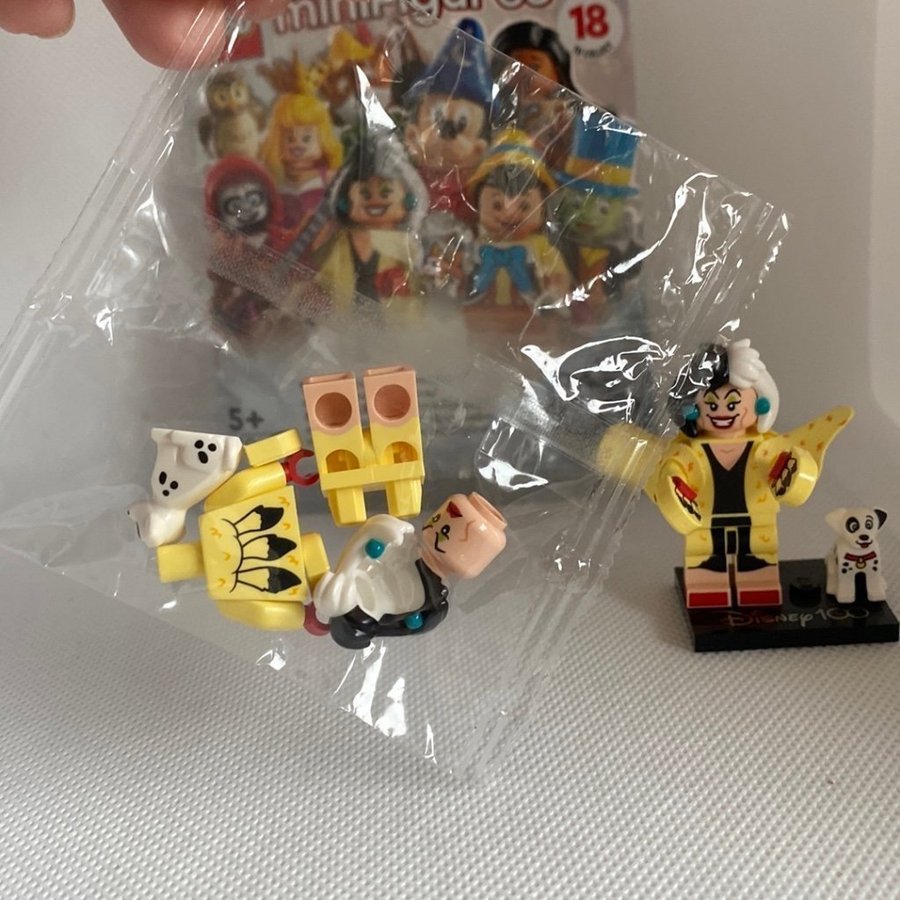 Oöppnad Minifigures från Disney 100