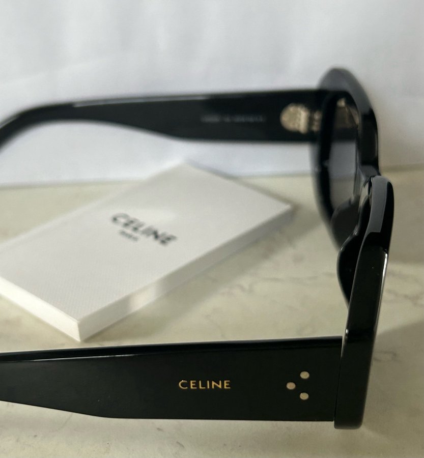 Céline solglasögon CL402551 Acetate