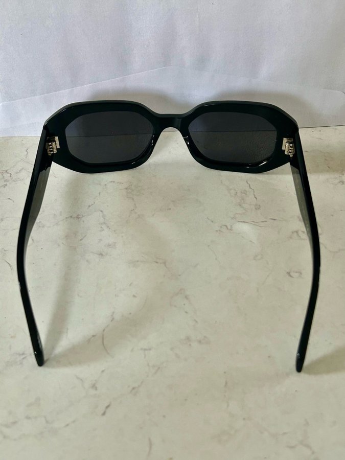 Céline solglasögon CL402551 Acetate