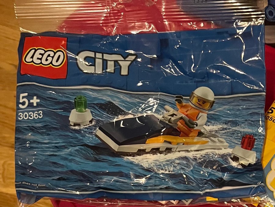 Lego City 60312 Polisbil + 2 st polybags 30363 30503 oöppnade 5+