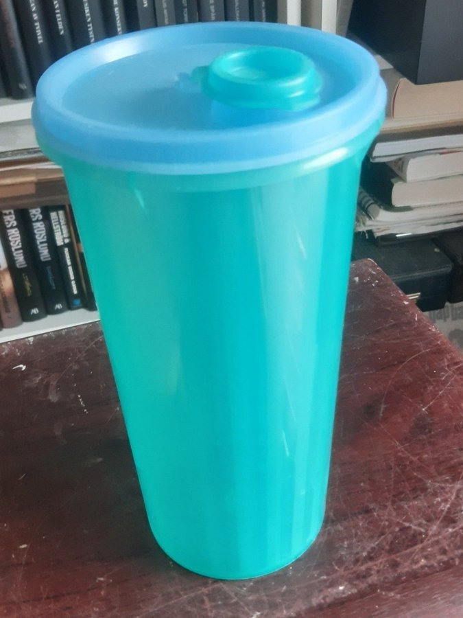 Tupperware kanna med Lock 1,4L