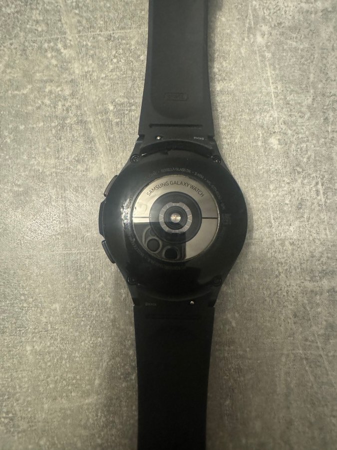 Samsung Galaxy Watch 46mm Svart