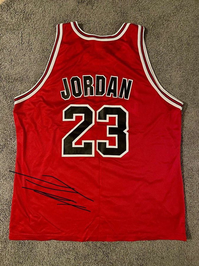 CHICAGO BULLS JERSEY / LINNE JORDAN - ORIGNAL CHAMPION - RETRO