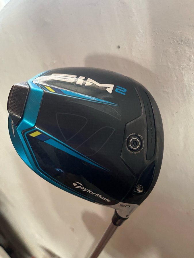 TaylorMade SIM2 Driver 9° med Kuro Kage 60G S-Flex