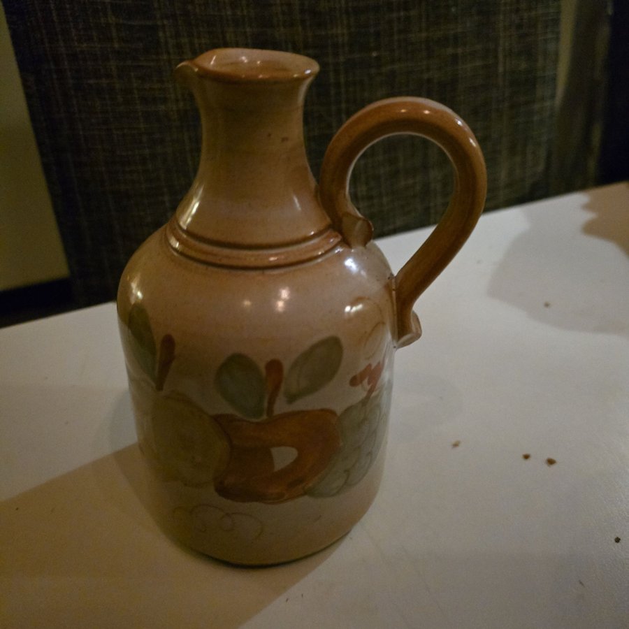 Keramik set med fruktmotiv och vägglampa märkt la poterie provence france