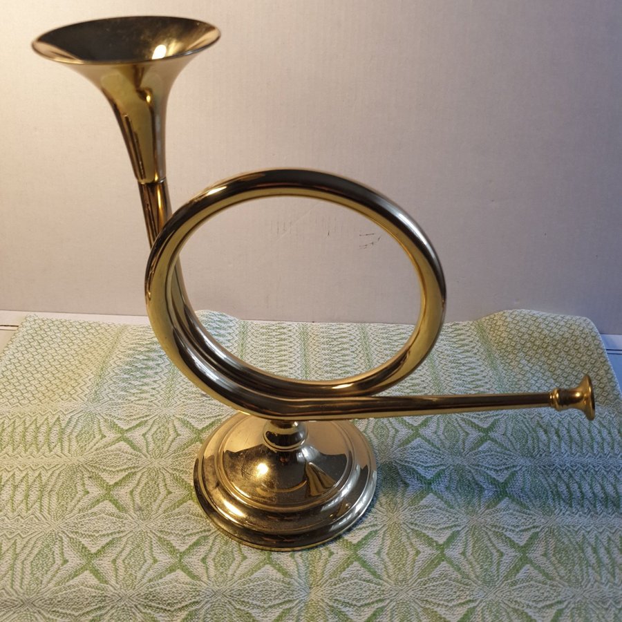 Trumpet Ljusstake i mesing