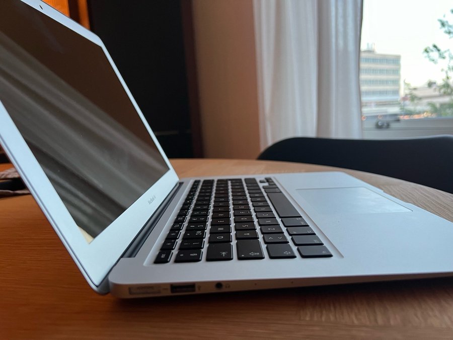 MacBook Air