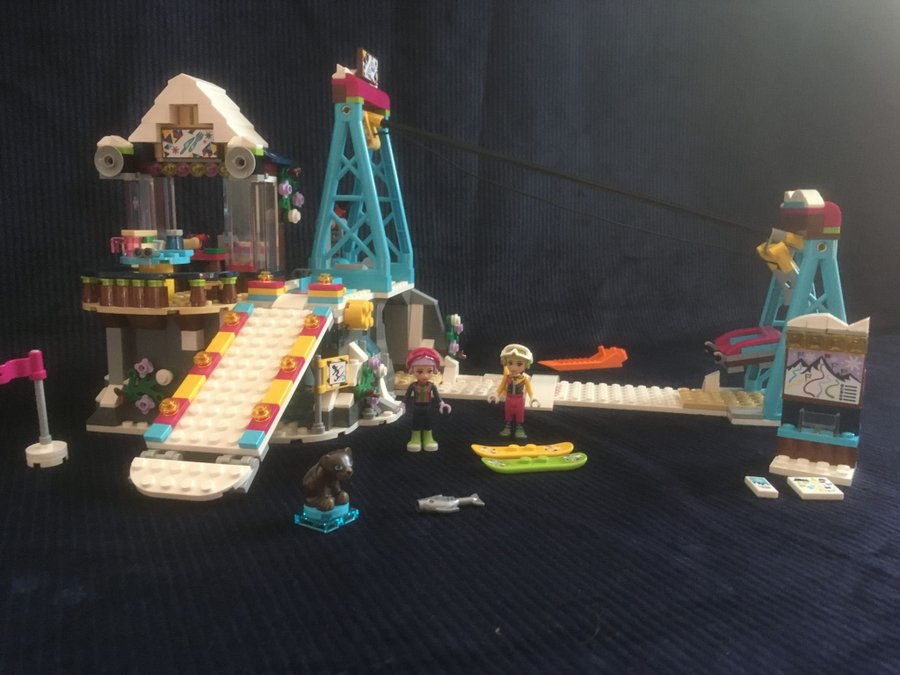 LEGO® Friends | Vinterresort – skidlift | 41324