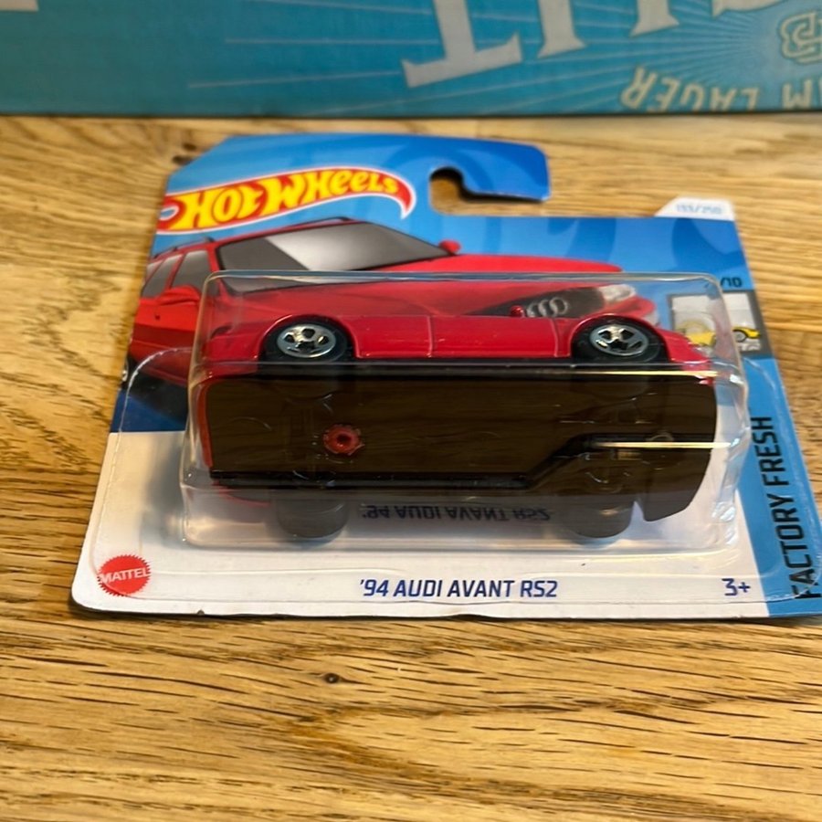 Hot Wheels '94 Audi Avant RS2 133/250