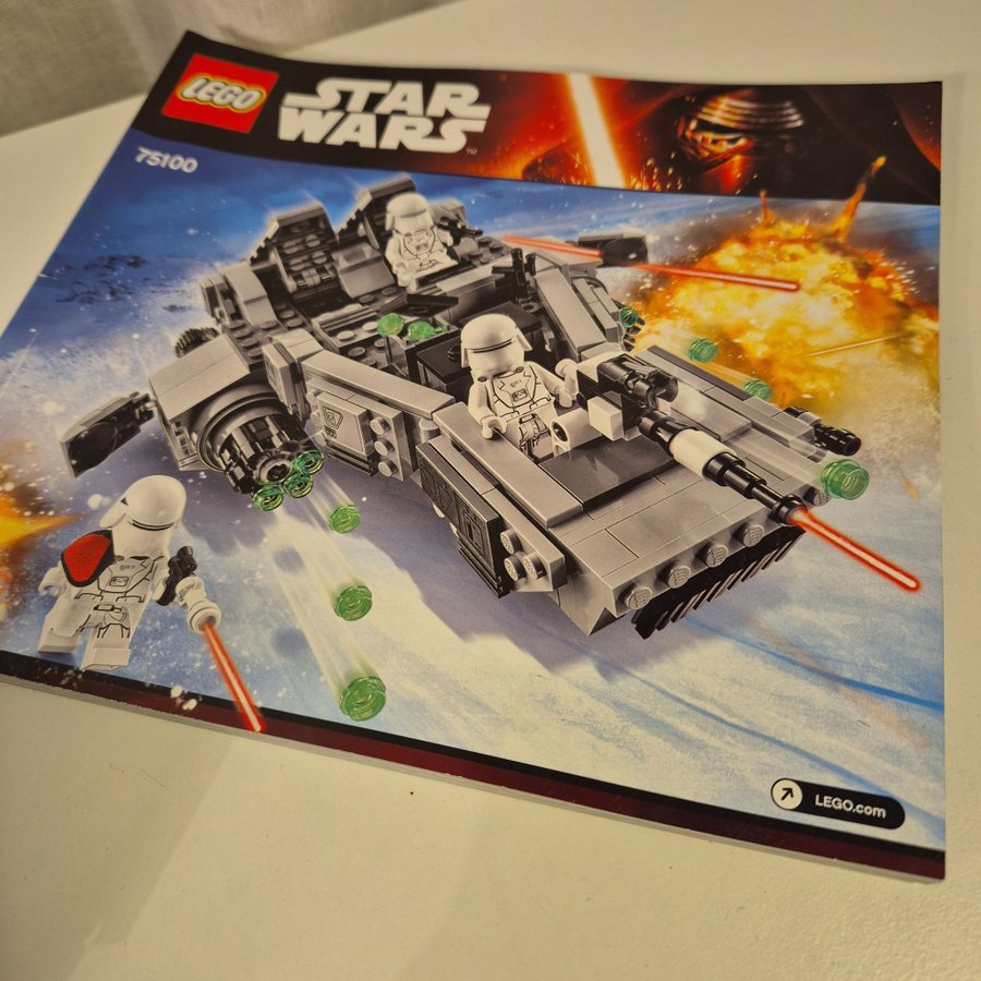 LEGO Star Wars 75100 First Order Snowspeeder