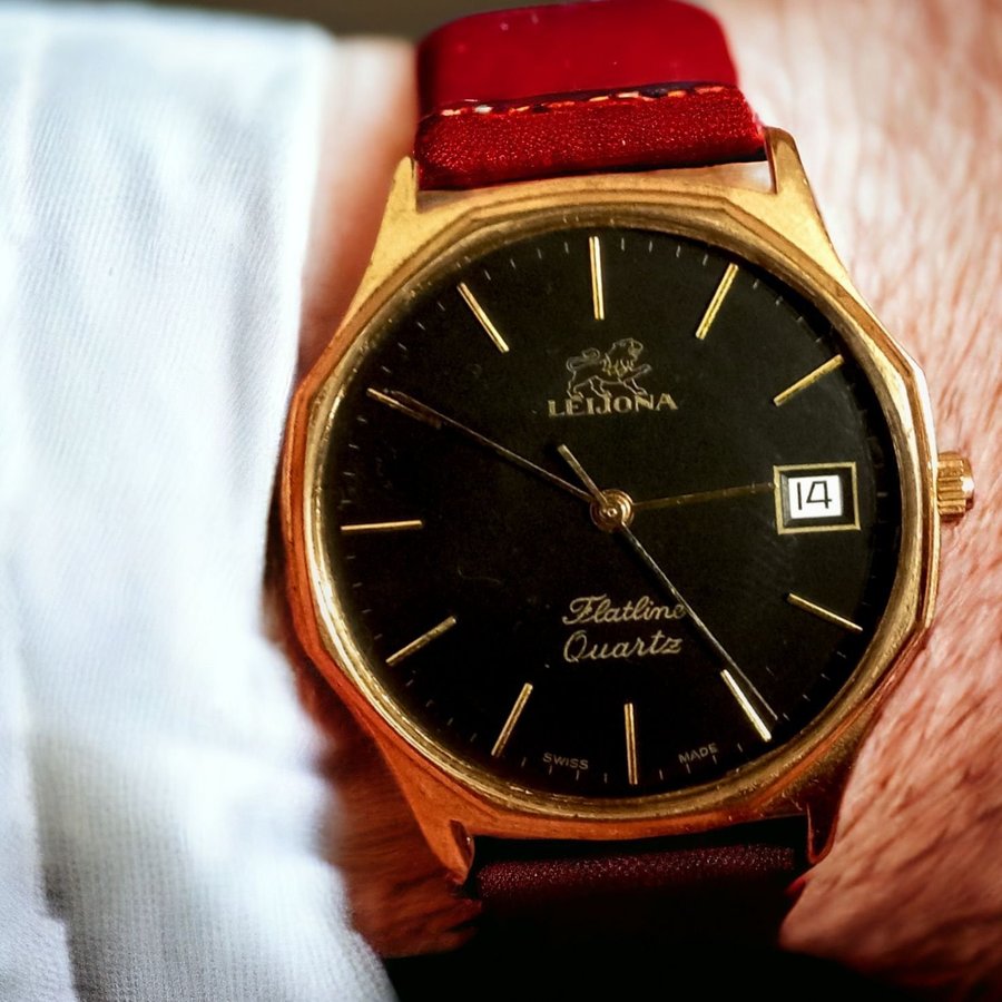 Vintage Ultra Flat Premium Time Leijona Herrklocka 1980s