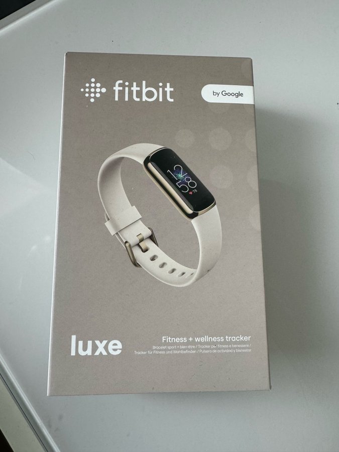 Fitbit Luxe