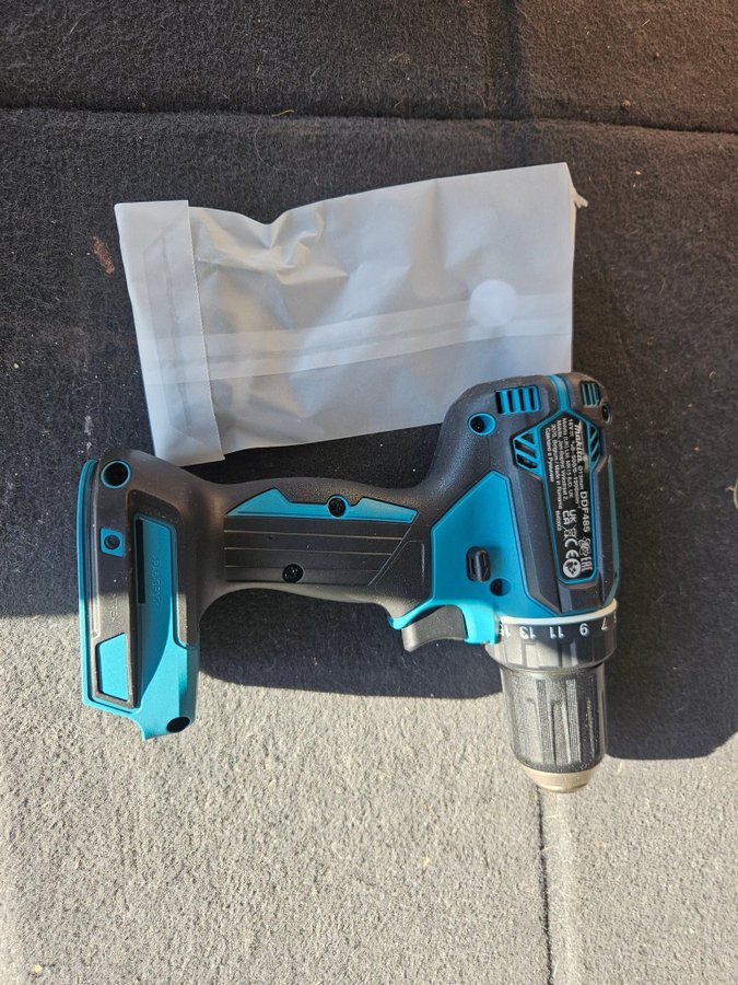 Makita DDF 485 18V Skruvdragare Nya Utan Kartongen