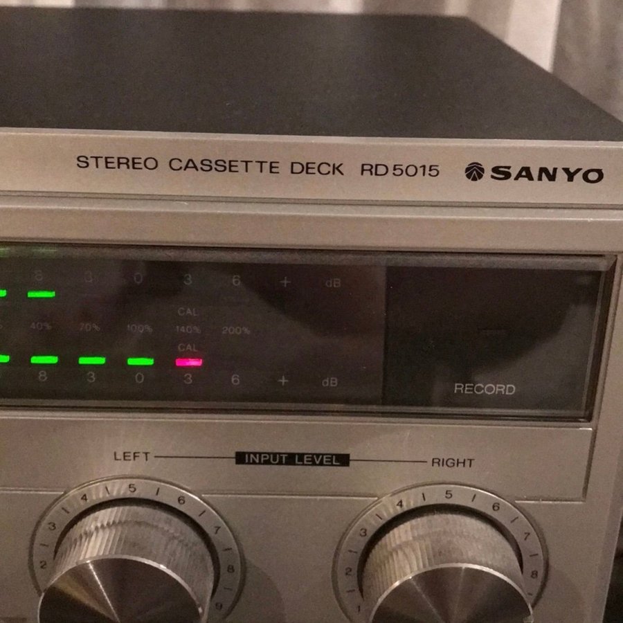 SANYO STEREO CASSETTE DECK MODEL RD-5015