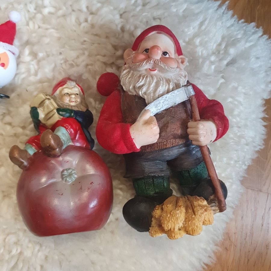 Julfigurer - Tomtar, tomte, jultomte, ren, äpple