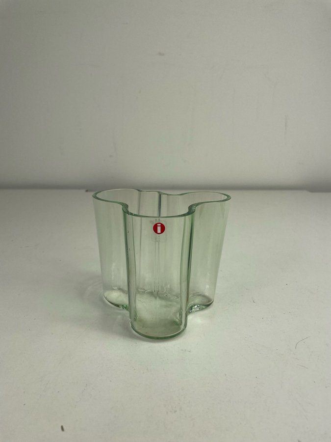 Vas ” Savoy ” Iittala Alvar Aalto