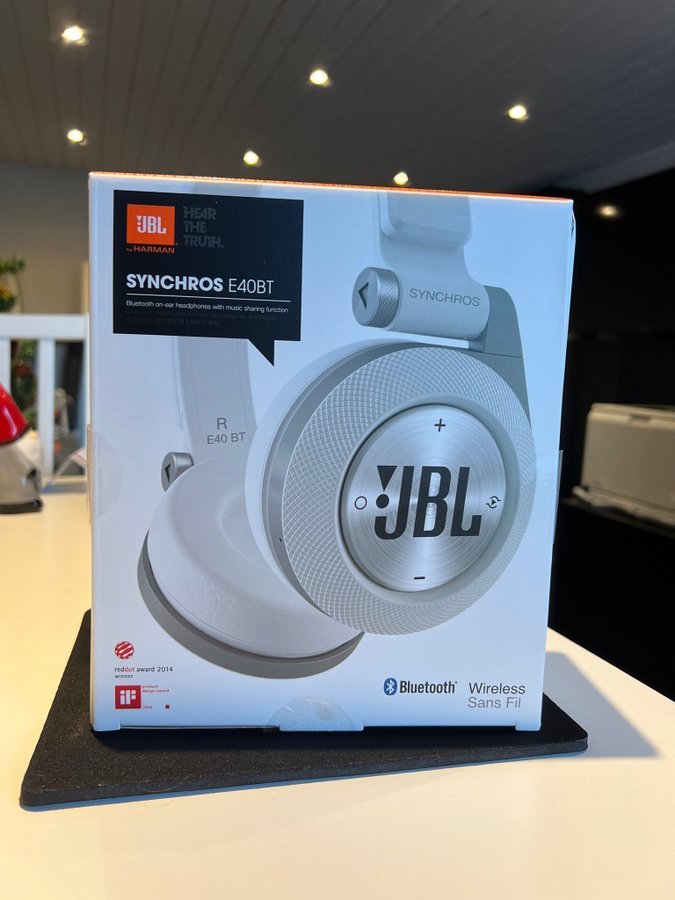 JBL Synchros E40BT hörlurar