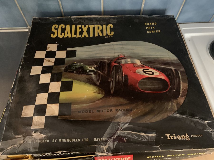 Scalextric GP3 äldre bilbana