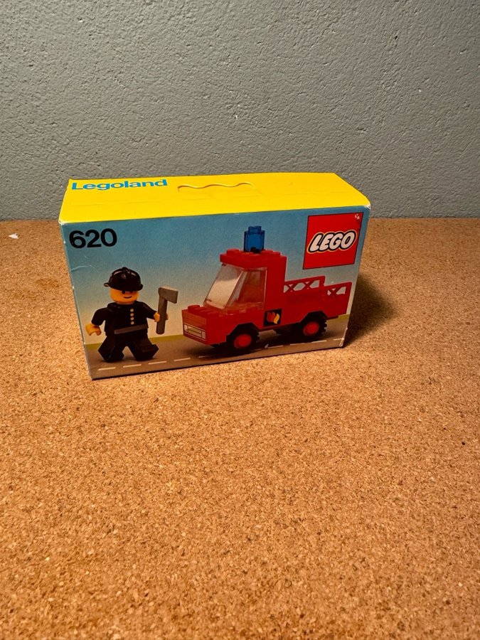 Lego 620 Brandbil oöppnad