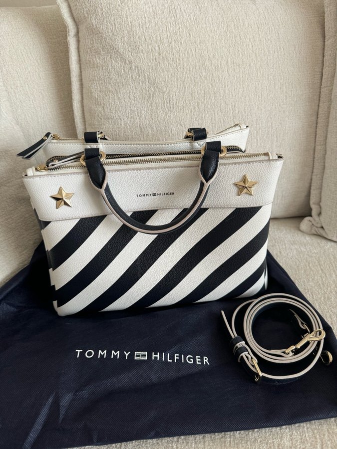 Tommy Hilfiger väska